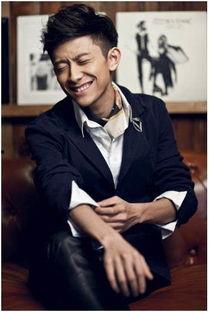 娱乐圈最能爆料的男人,揭秘那位无所不知的神秘男星